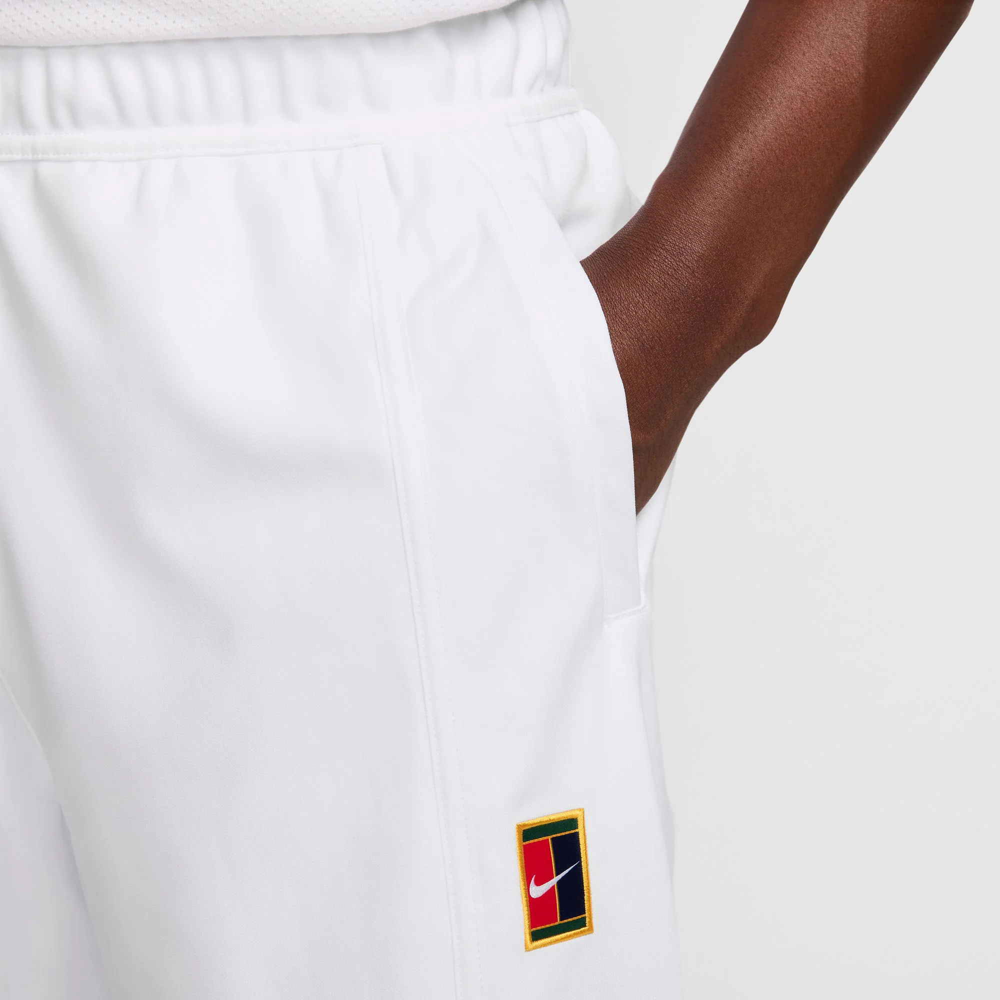 NikeCourt Heritage Men's Dri-FIT Tennis Pants - Image 4