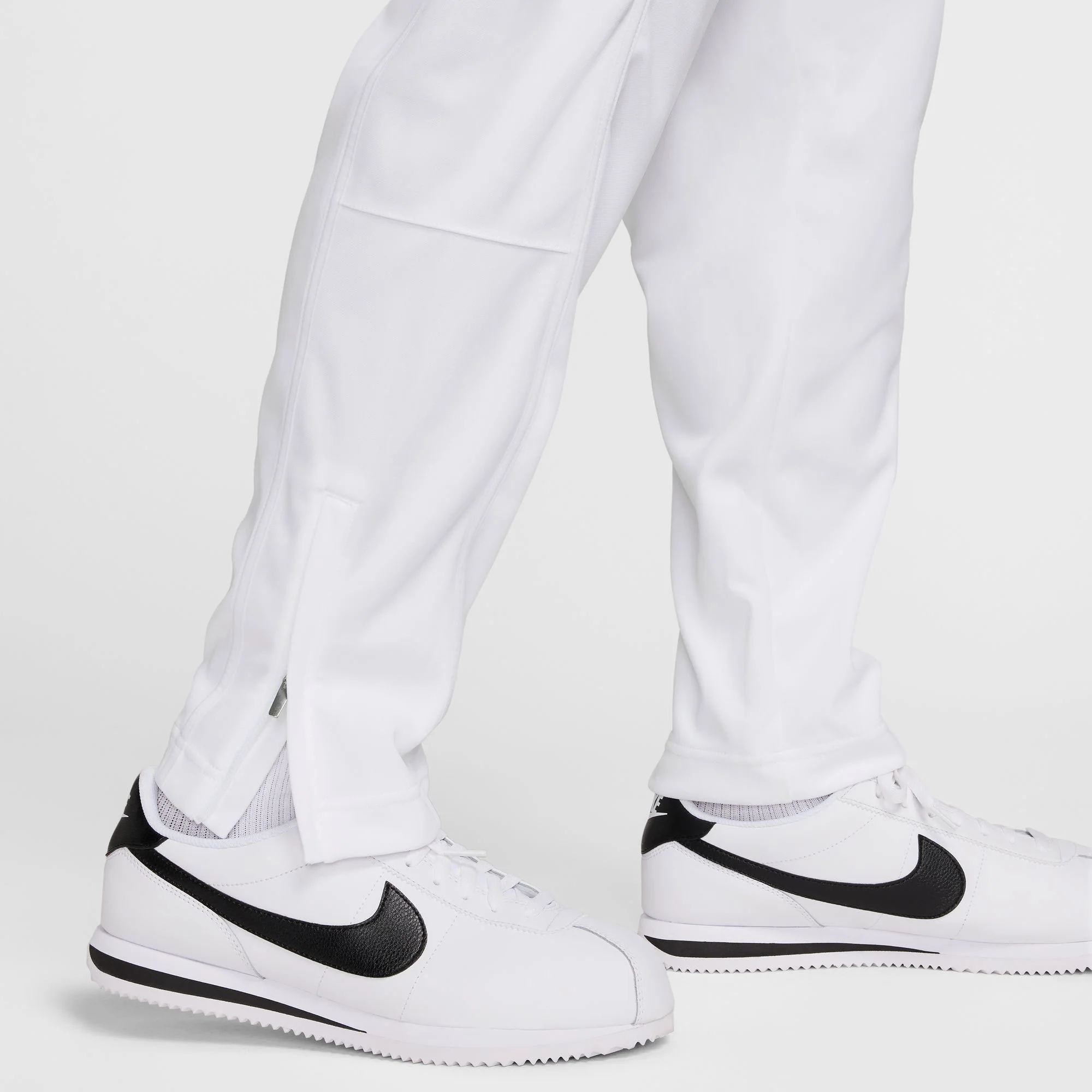 NikeCourt Heritage Men's Dri-FIT Tennis Pants - Image 6
