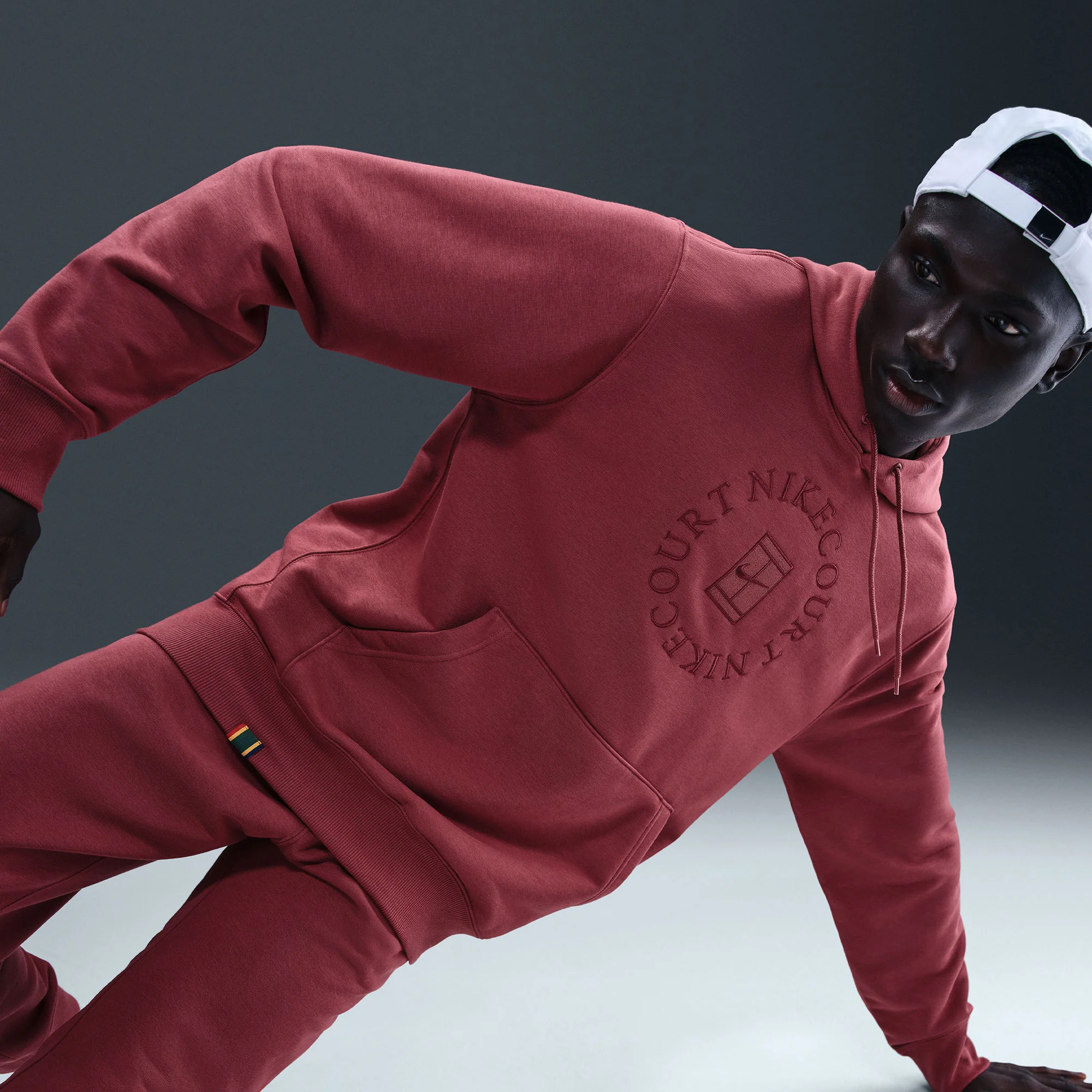 NikeCourt Heritage Men's Fleece Tennis Hoodie - Image 3