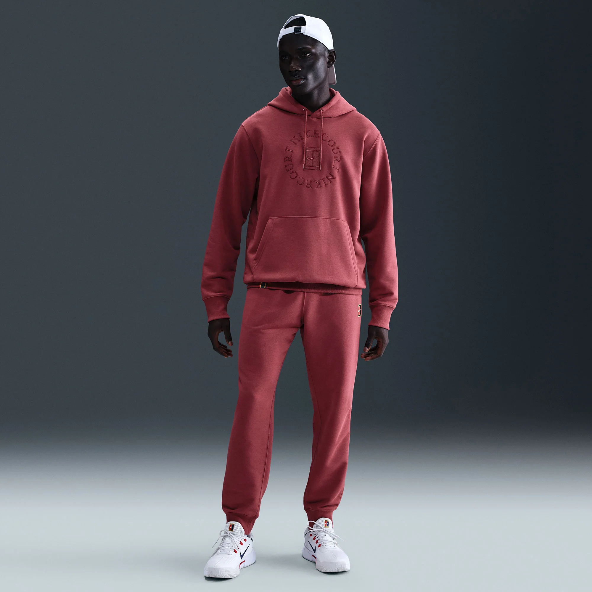 NikeCourt Heritage Men's Fleece Tennis Hoodie - Image 4