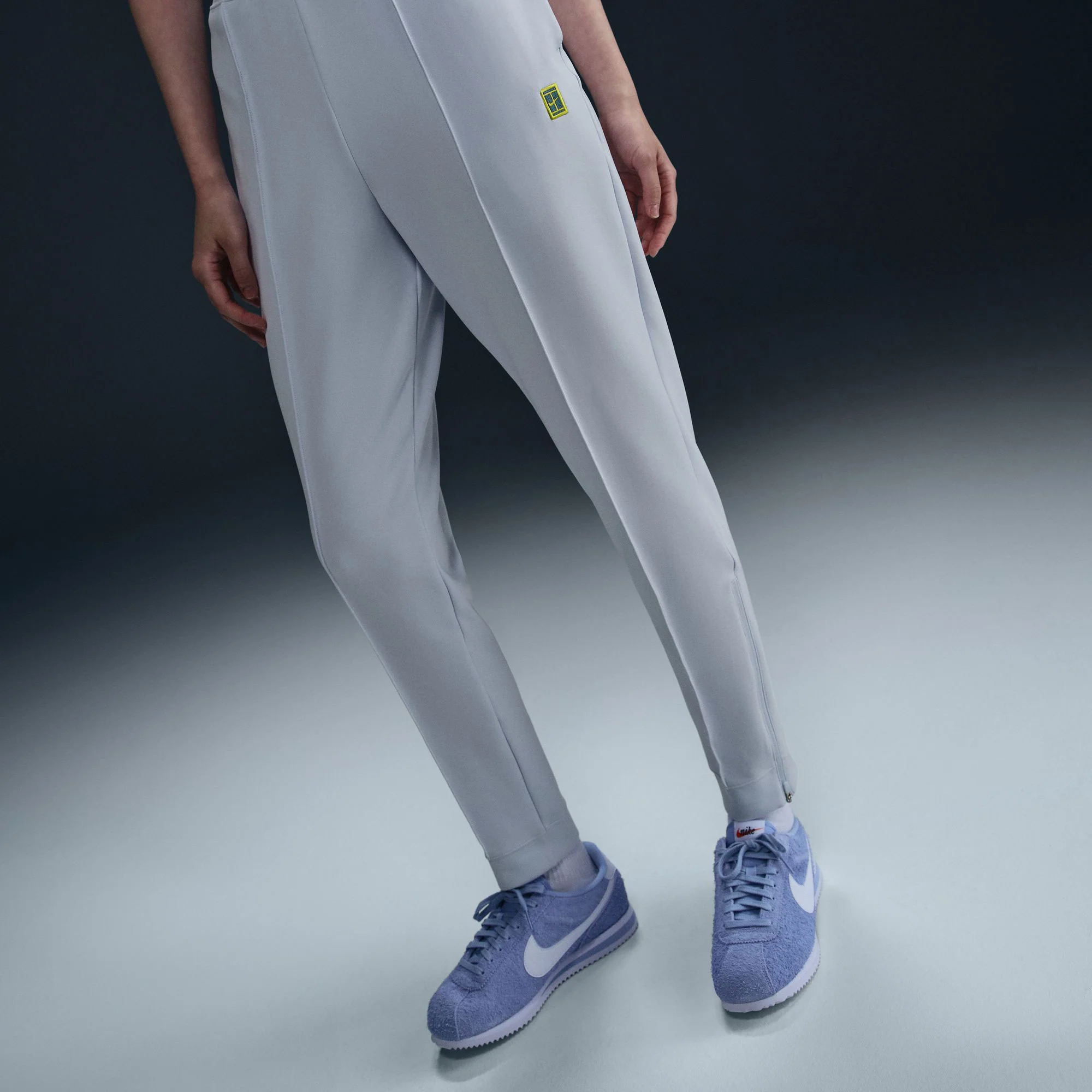 NikeCourt Heritage Women's Dri-FIT Knit Tennis Pants - Image 3