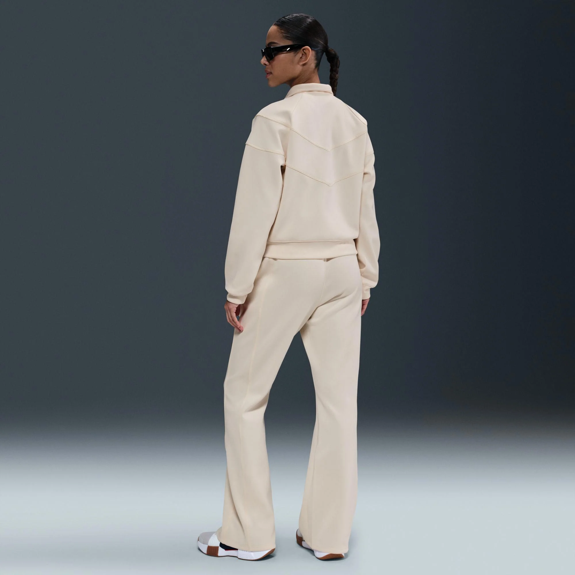 NikeCourt Heritage Women's Poly Knit Tennis Pants - Image 2