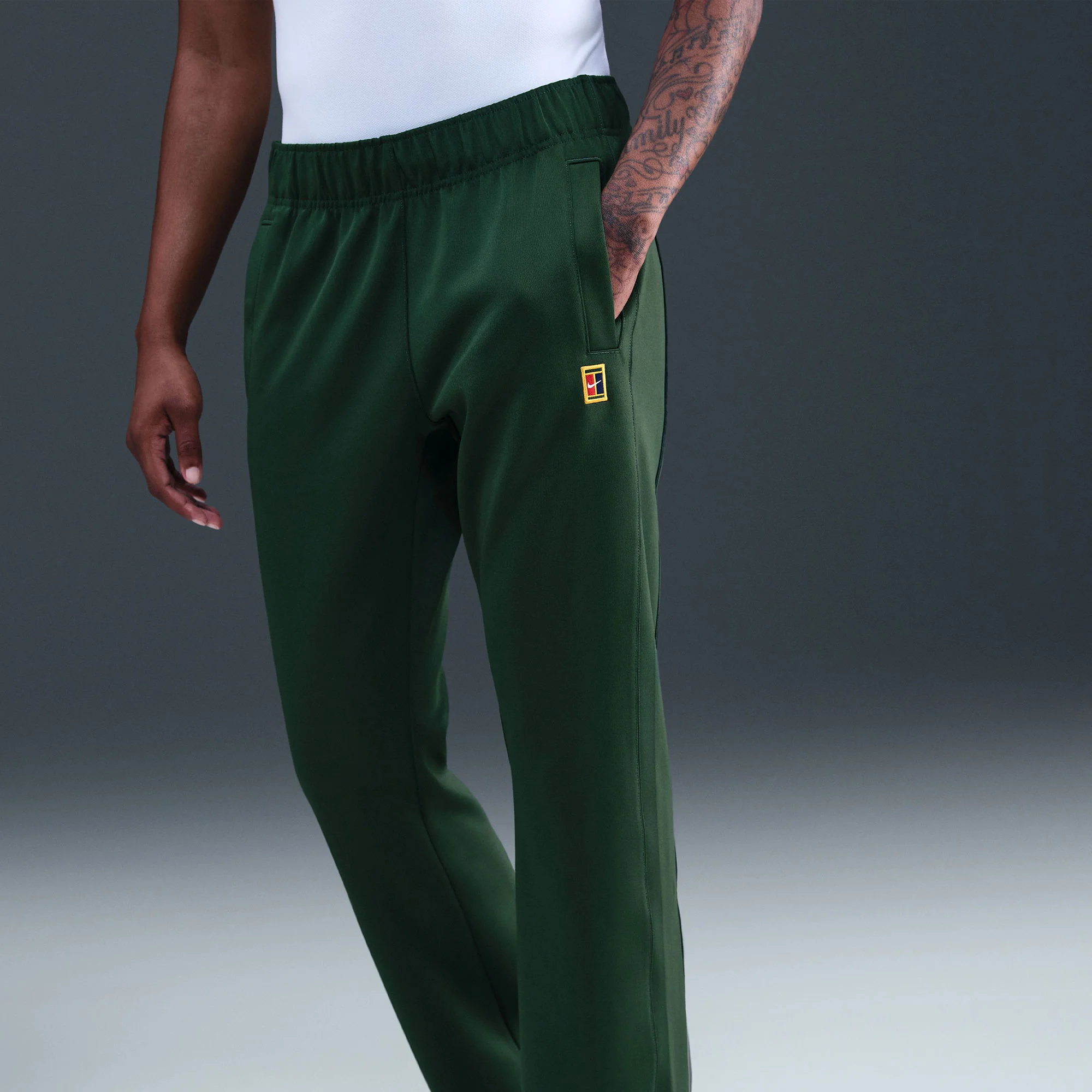 NikeCourt Heritage Women's Poly Knit Tennis Pants - Image 3