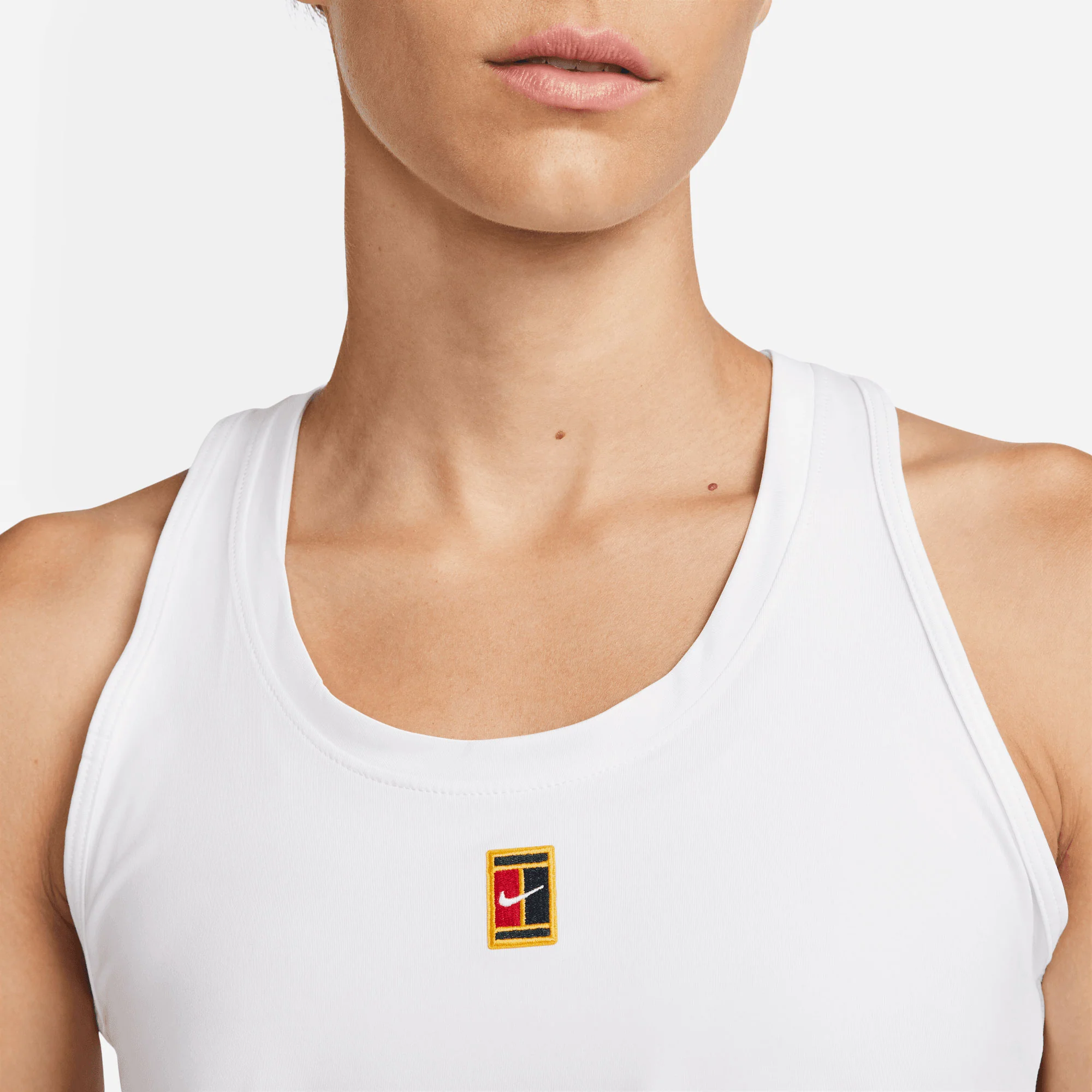 NikeCourt One Dri-FIT Women's Slim Tennis Tank - Image 3