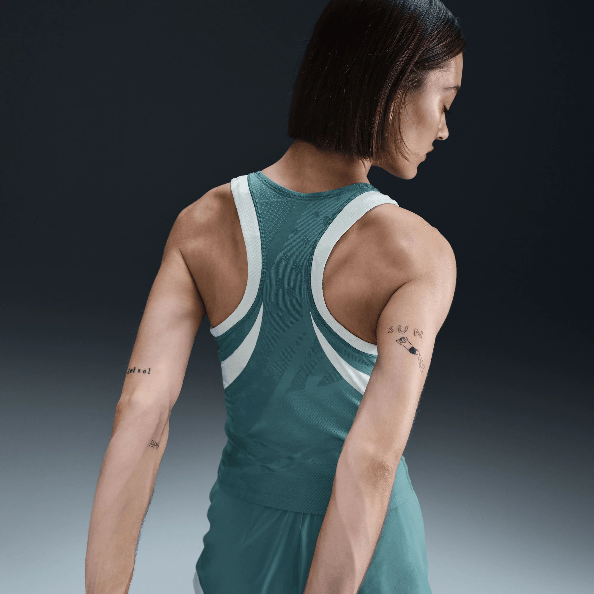 NikeCourt Slam Melbourne Women's Dri-FIT ADV Tennis Tank - Image 2