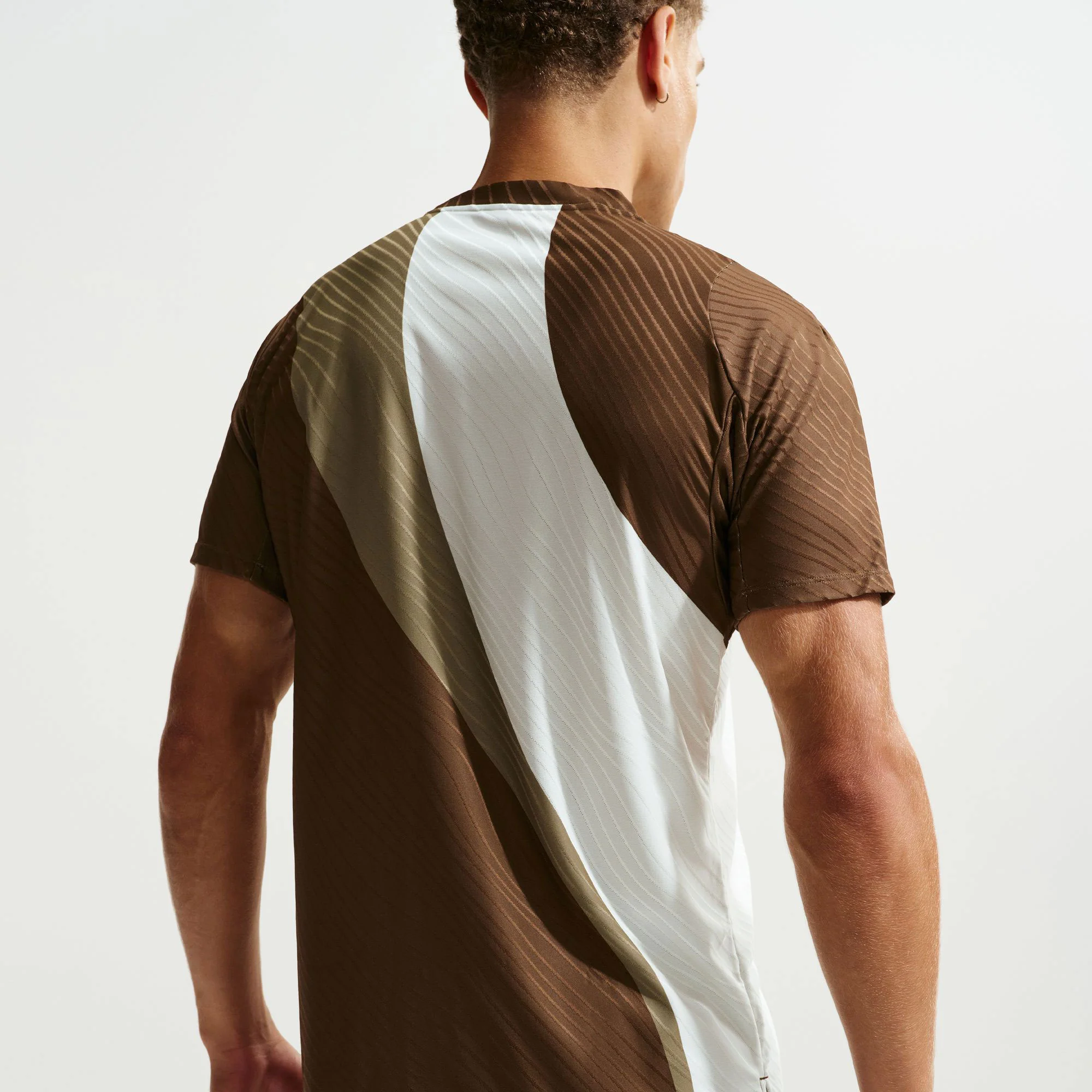 NikeCourt Slam Men's Dri-FIT ADV Tennis Shirt - Image 2