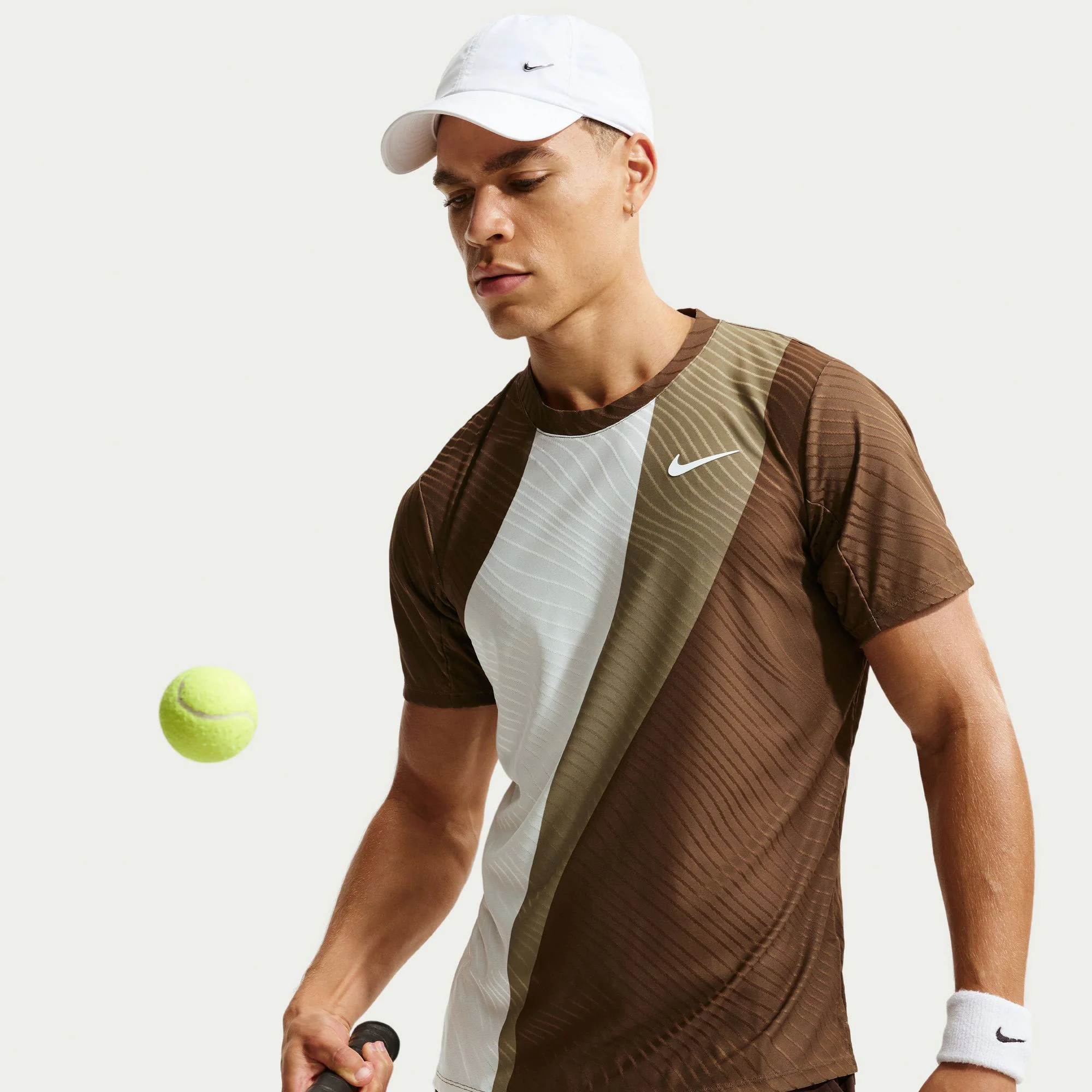 NikeCourt Slam Men's Dri-FIT ADV Tennis Shirt - Image 3