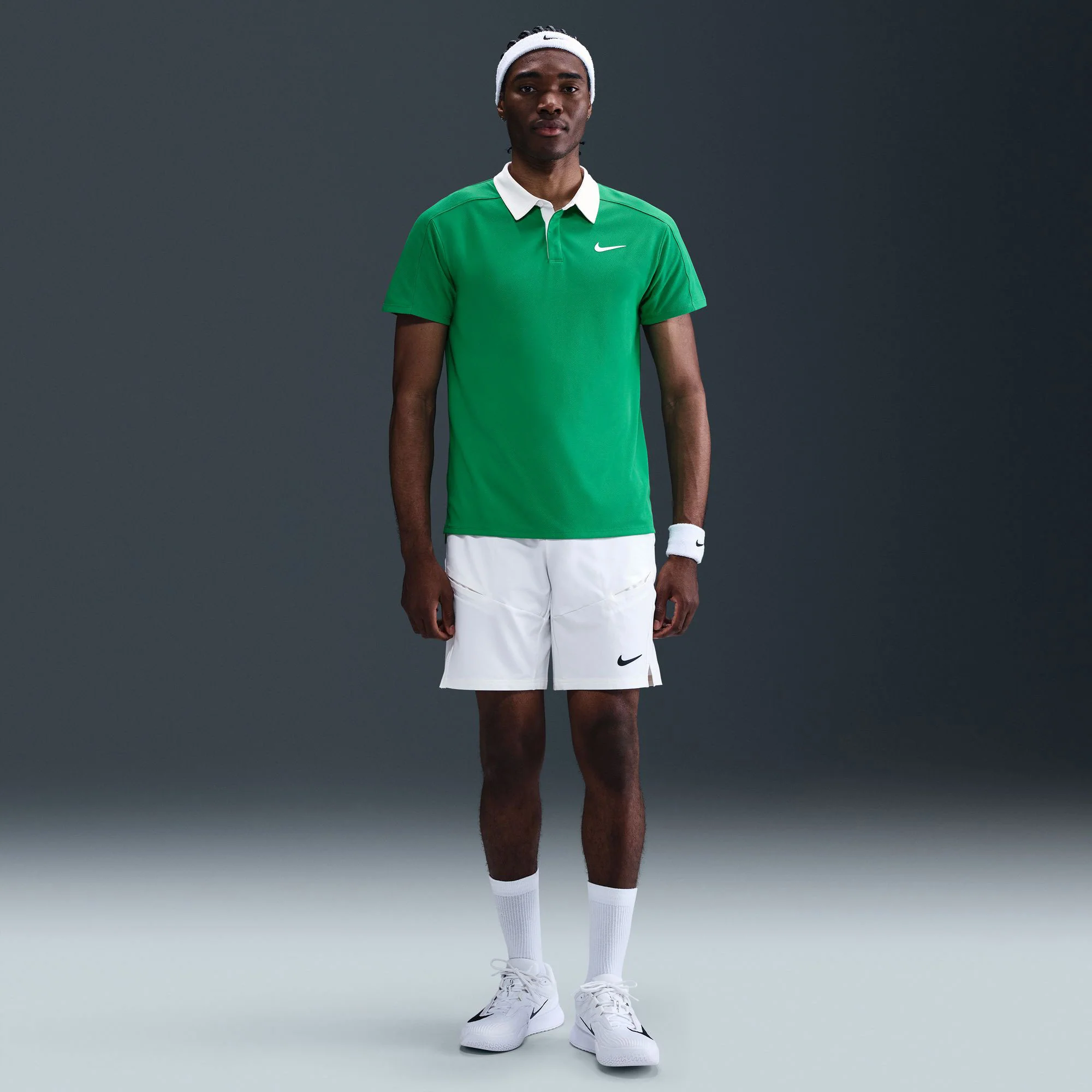 NikeCourt Slam RG Men's Dri-FIT ADV Tennis Polo - Image 4