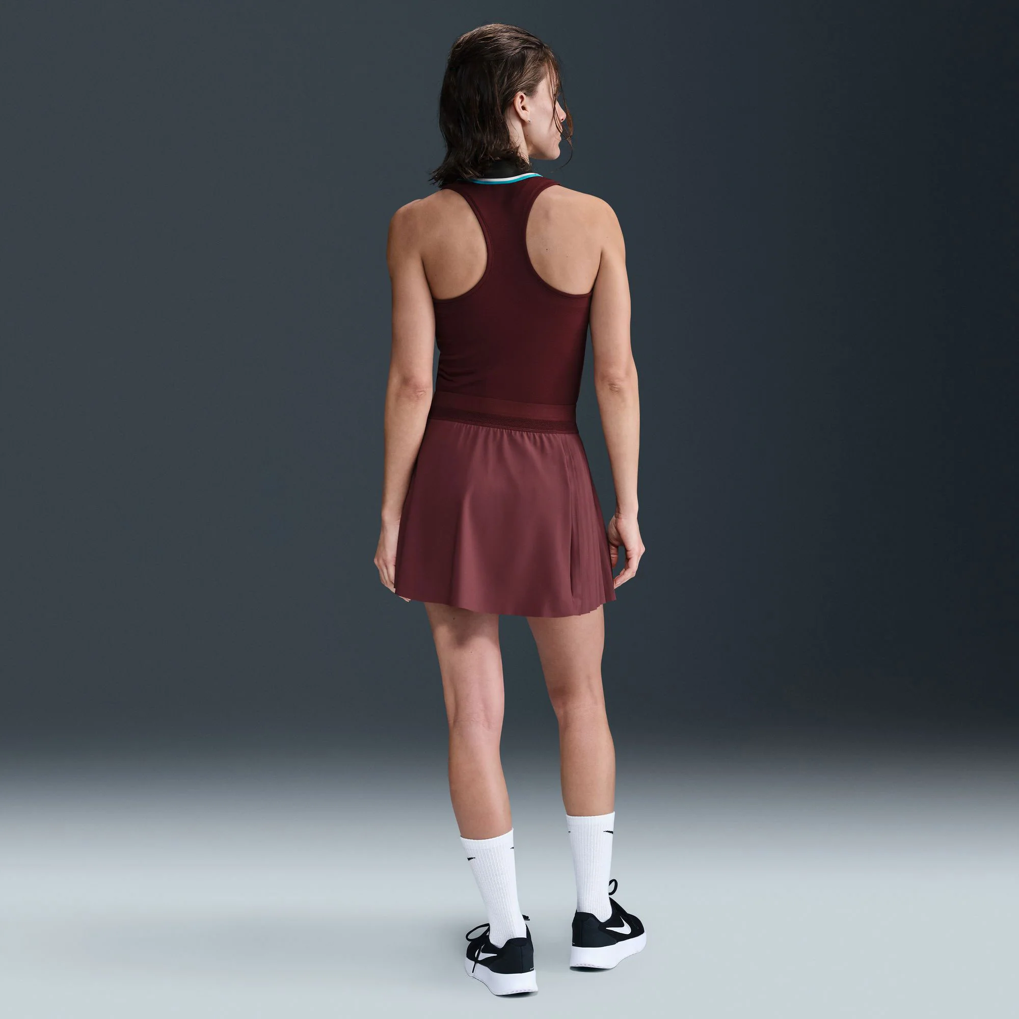 NikeCourt Slam RG Women's Dri-FIT Tennis Tank - Image 5