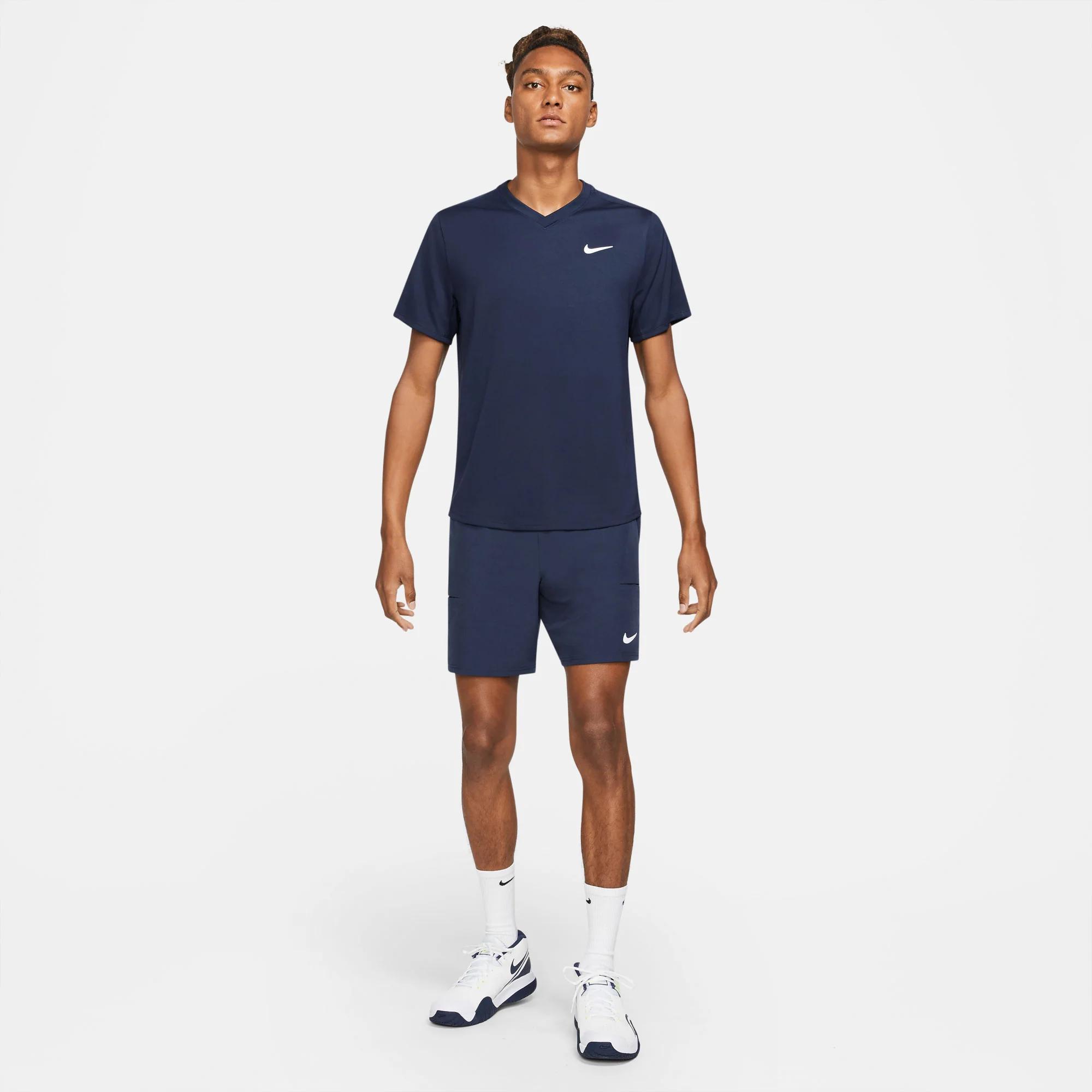 NikeCourt Victory Men's Dri-FIT Tennis Shirt - Image 4