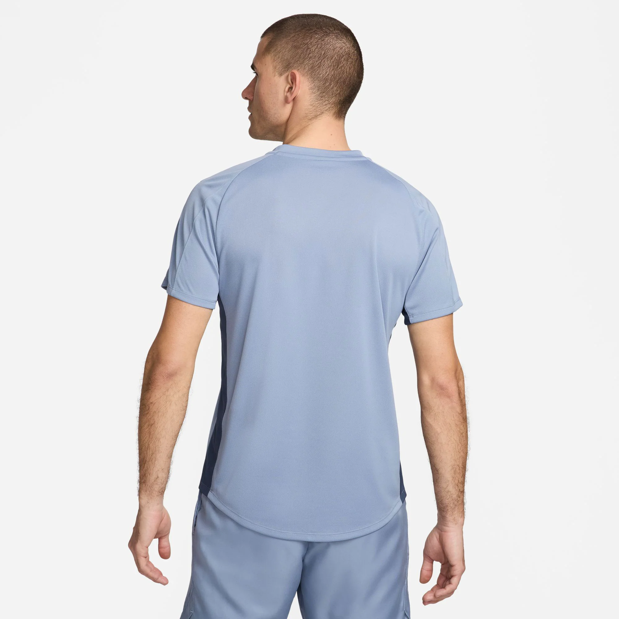 NikeCourt Victory Men's Dri-FIT Tennis Shirt - Image 2