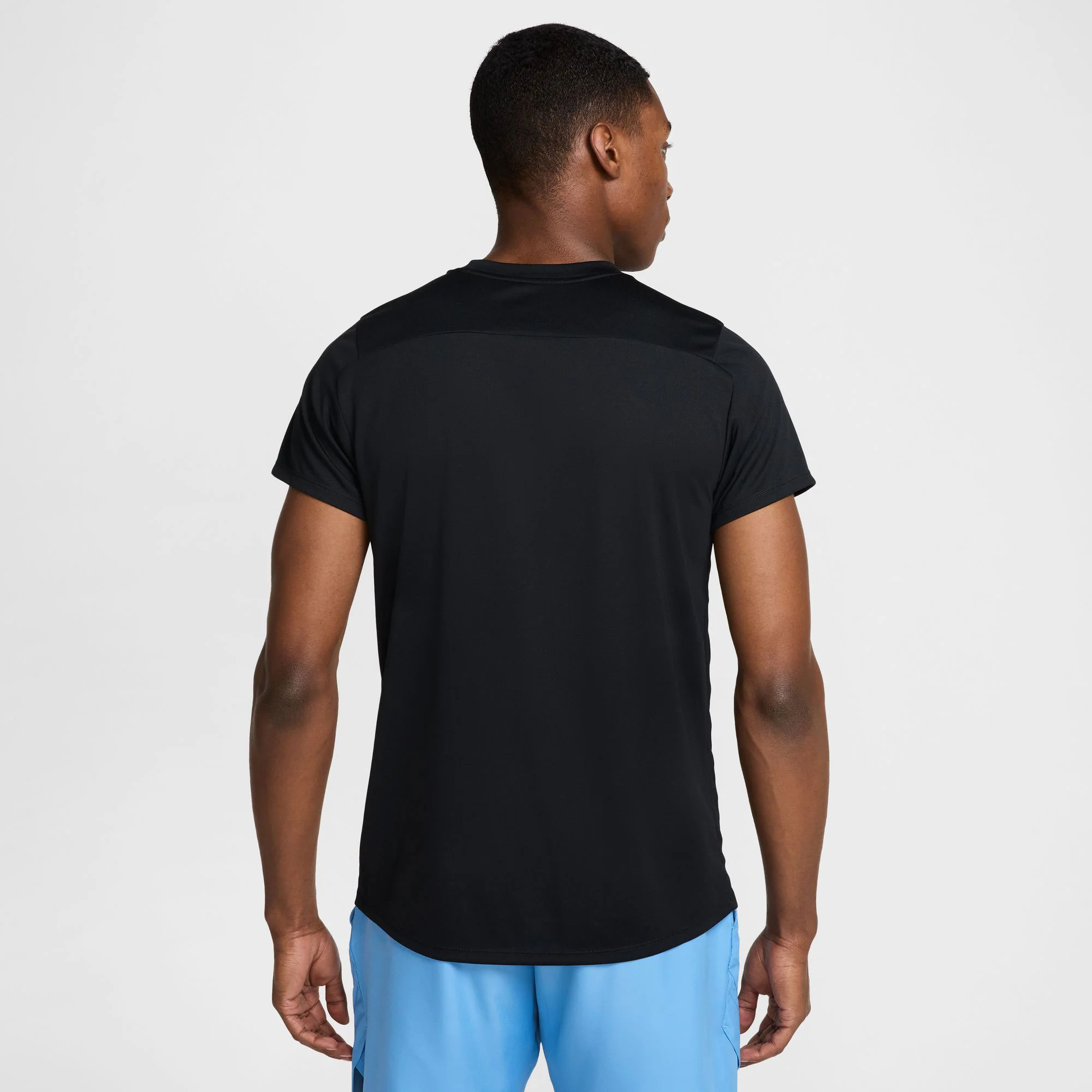 NikeCourt Victory Men's Dri-FIT Tennis Shirt - Image 2