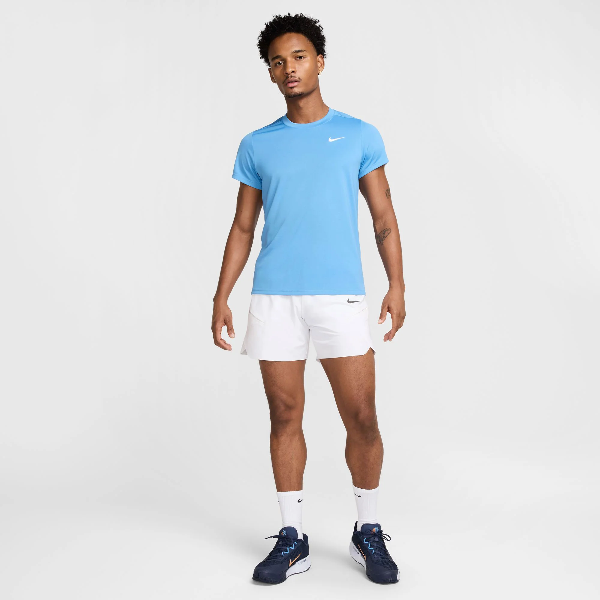 NikeCourt Victory Men's Dri-FIT Tennis Shirt - Image 5