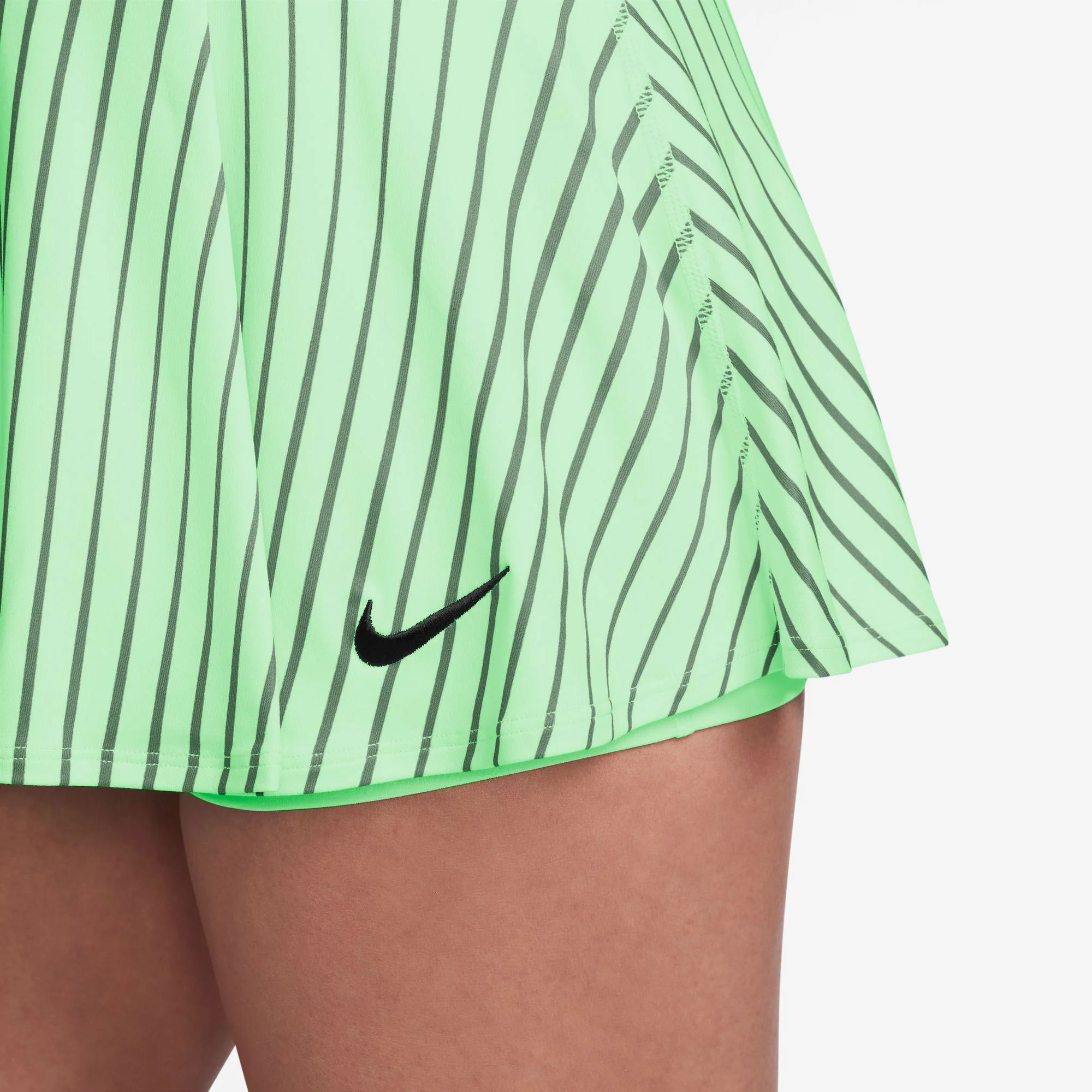 NikeCourt Victory Women's Dri-FIT Flouncy Printed Tennis Skirt - Image 4