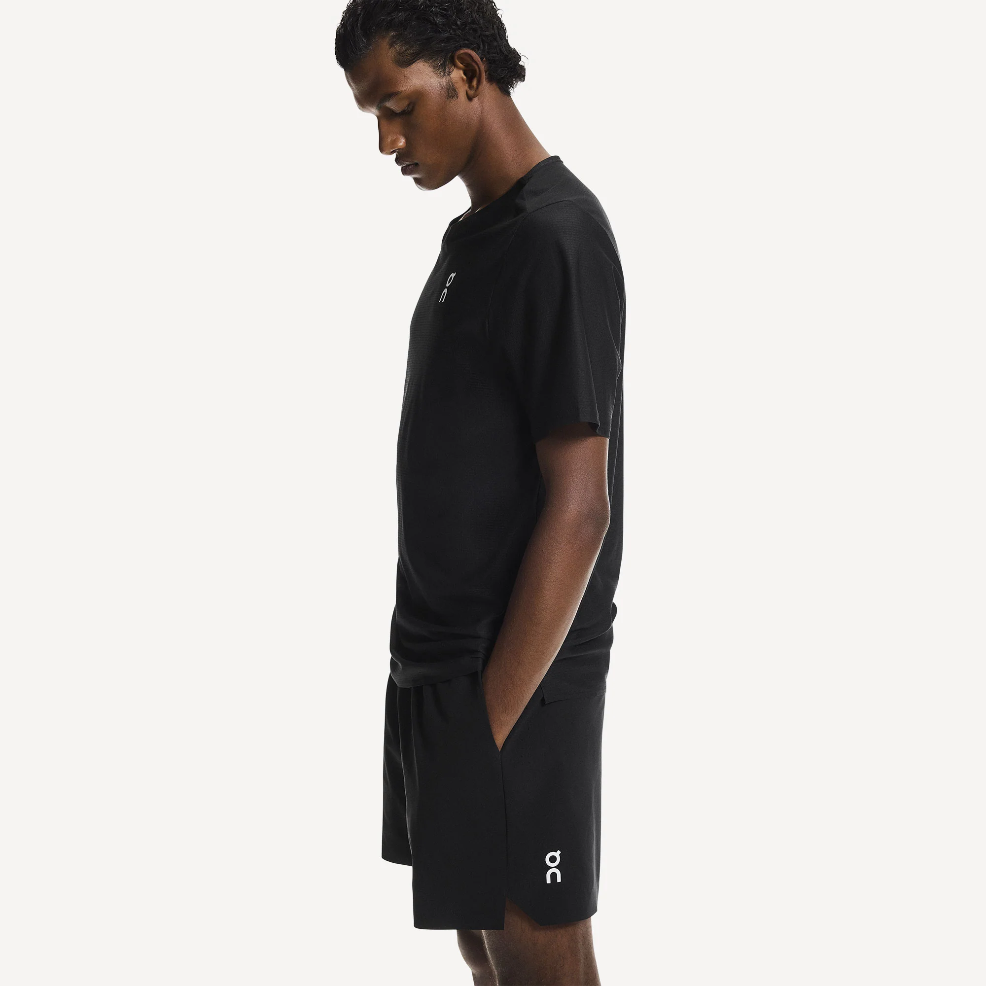 On Court Men's 5-Inch Tennis Shorts - Image 3