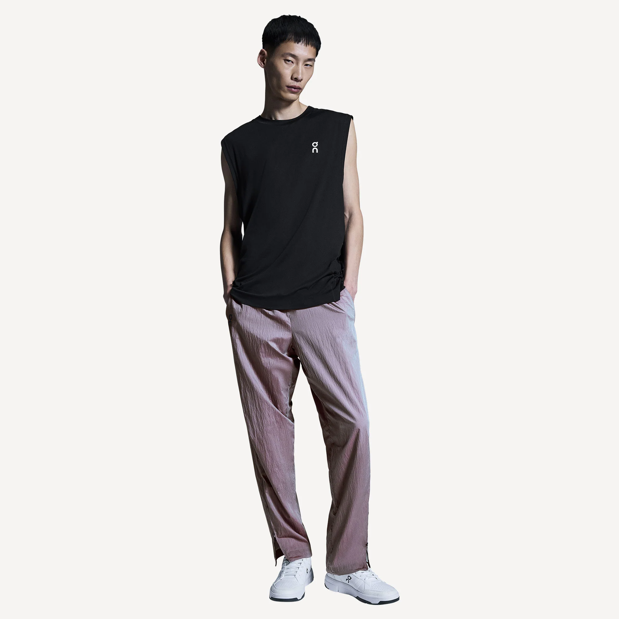 On Court Men's Tennis Pants - Image 3