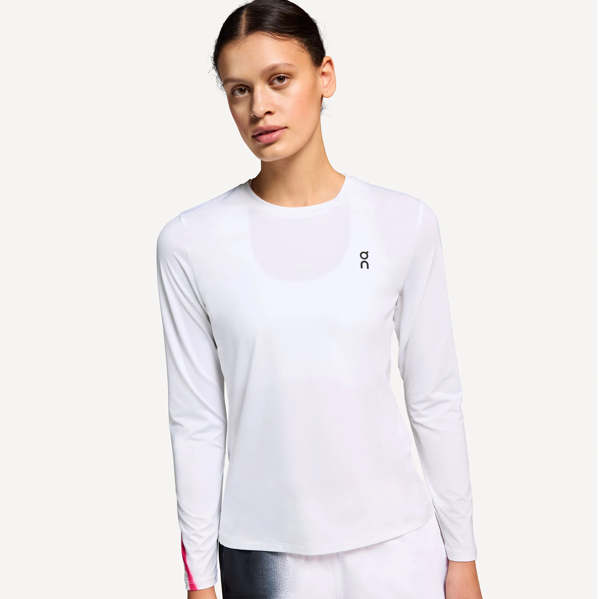 On Court Women's Long Sleeve Tennis Shirt - Image 4