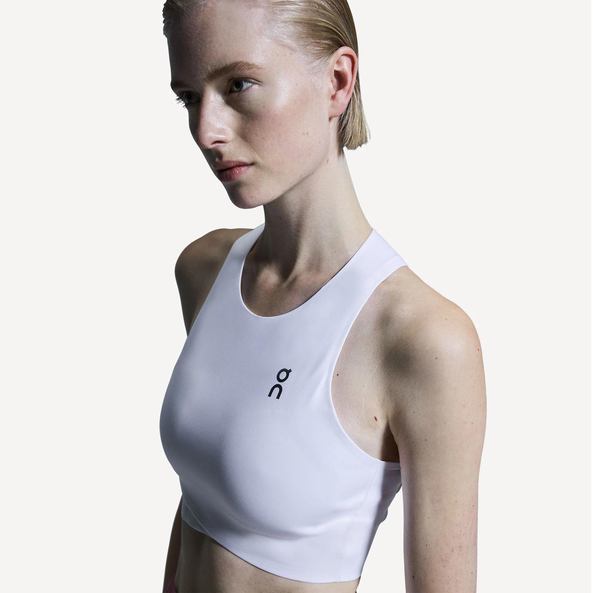 On Court Women's Tennis Crop Top - Image 7