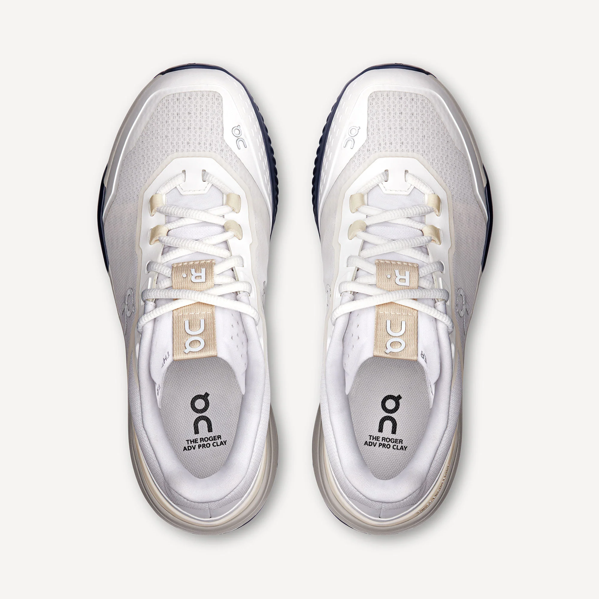 On The Roger Advantage Pro Women's Clay Court Tennis Shoes - Image 5