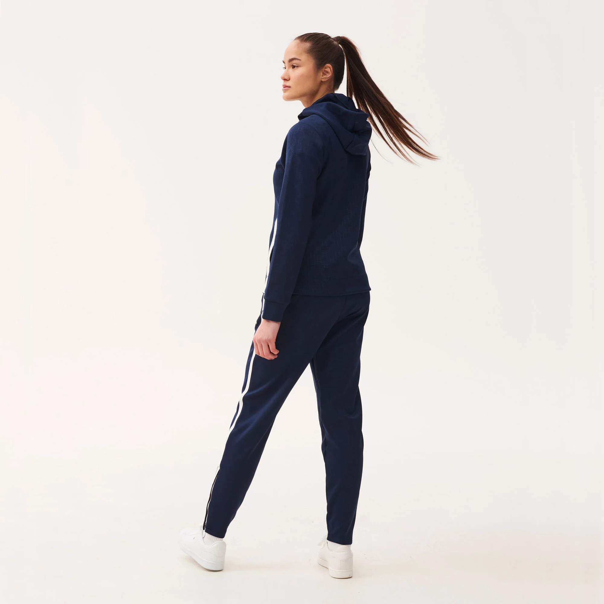 Robey Forehand Women's Full-Zip Tennis Jacket - Image 4