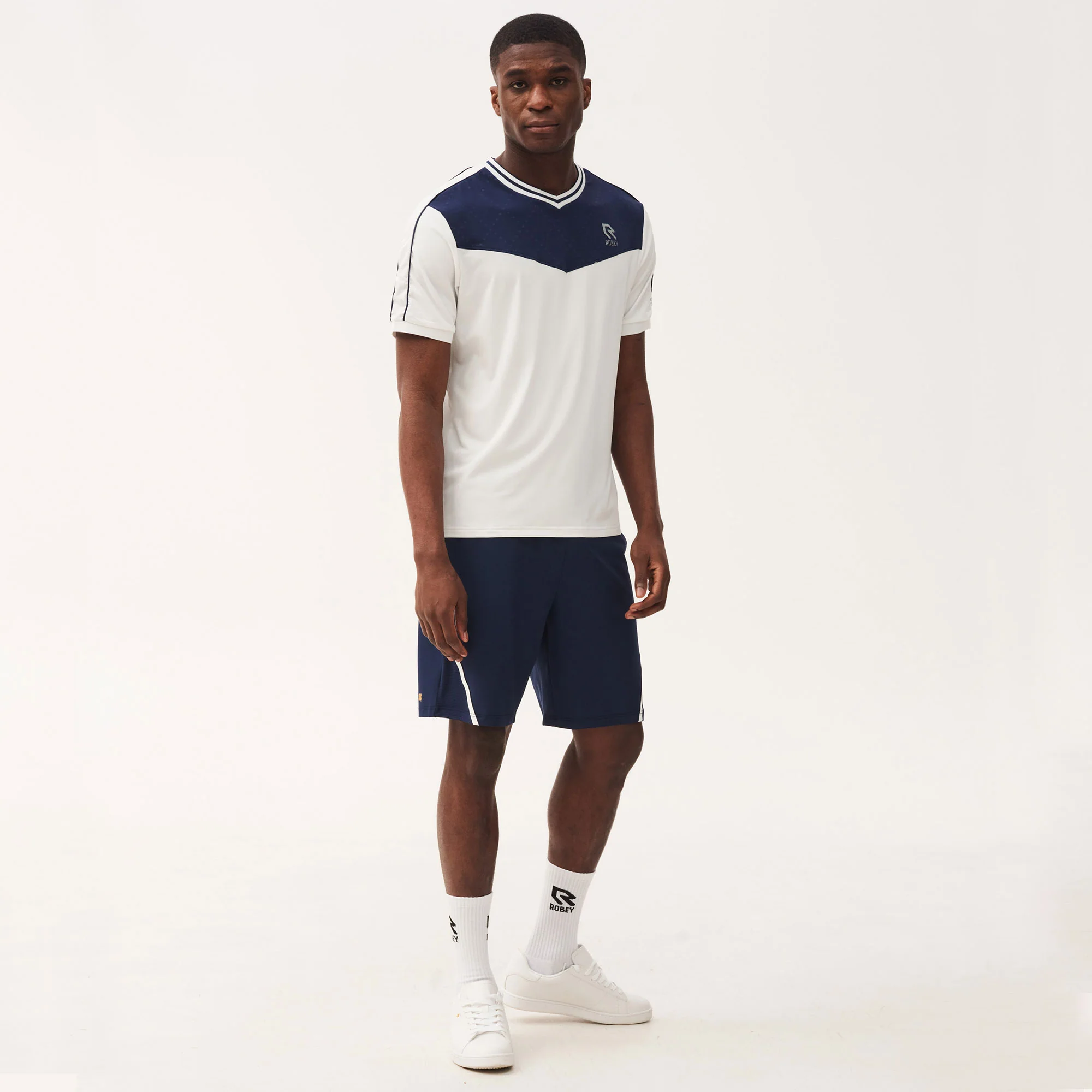 Robey Kick Men's V-Neck Tennis Shirt - Image 3