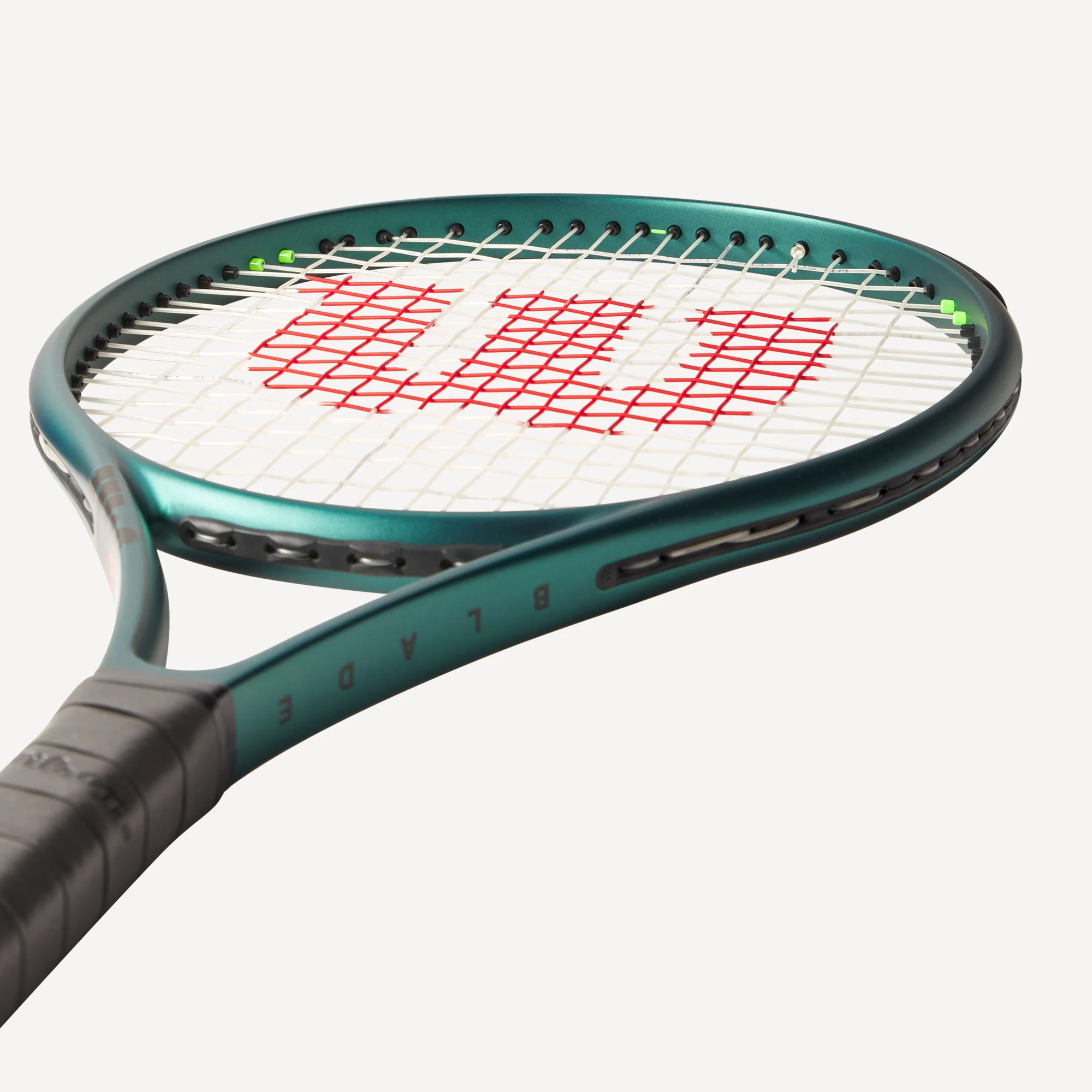 Wilson Blade 25 V9 Junior Tennis Racket - Image 5