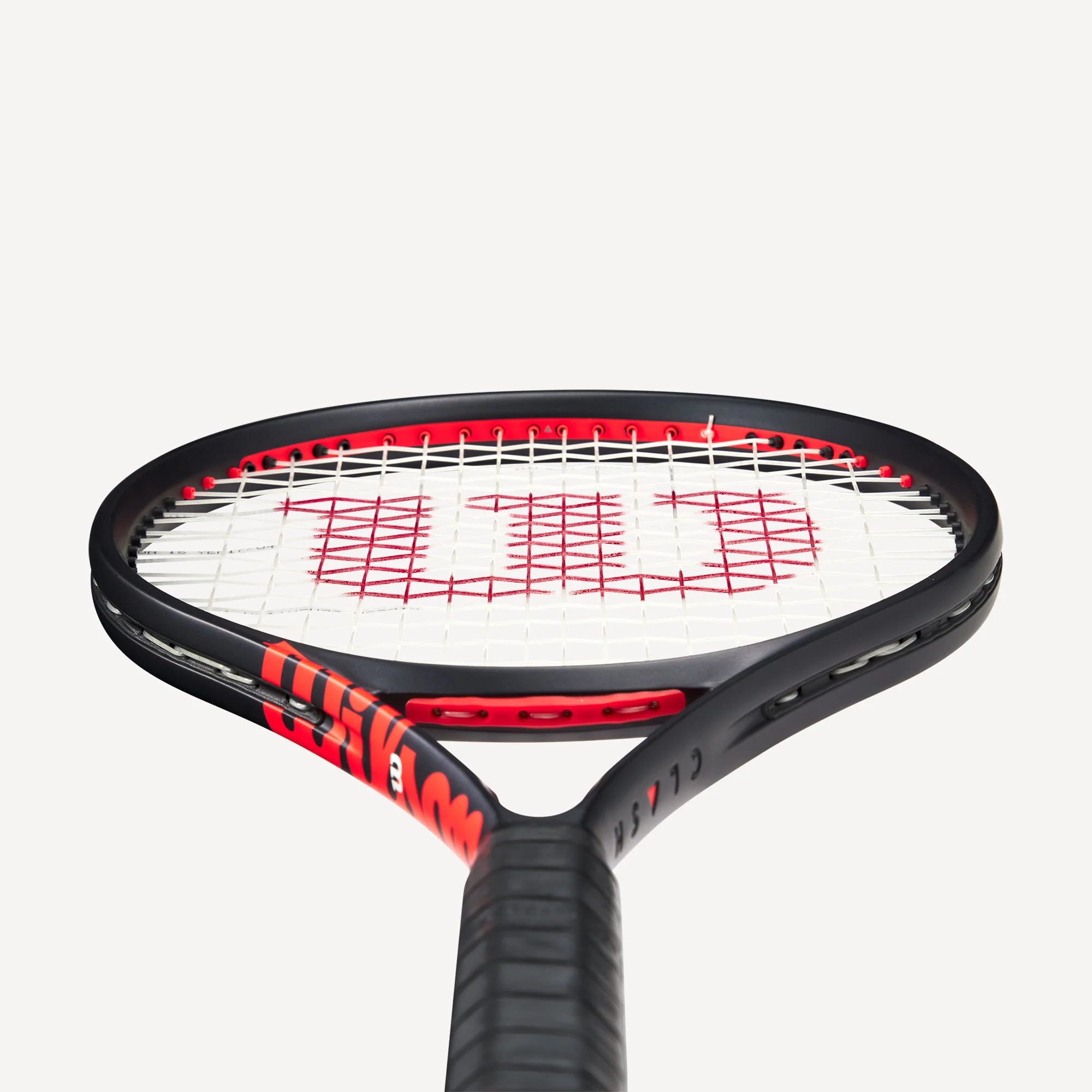 Wilson Clash 100UL V3 Tennis Racket - Image 4