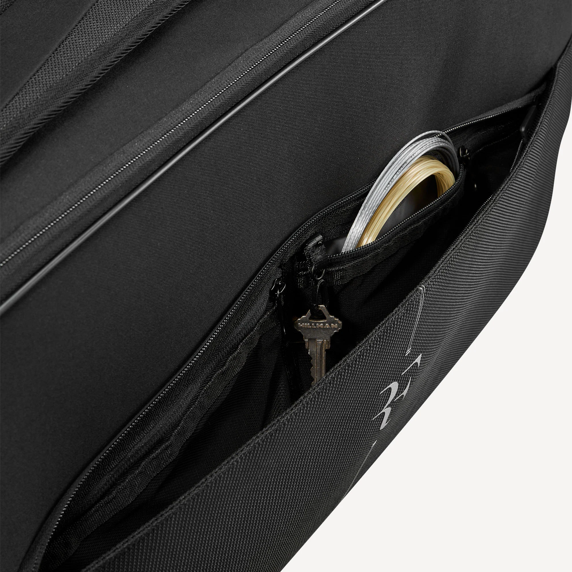 Wilson RF Tournament 15 Racket Tennis Bag - Image 6