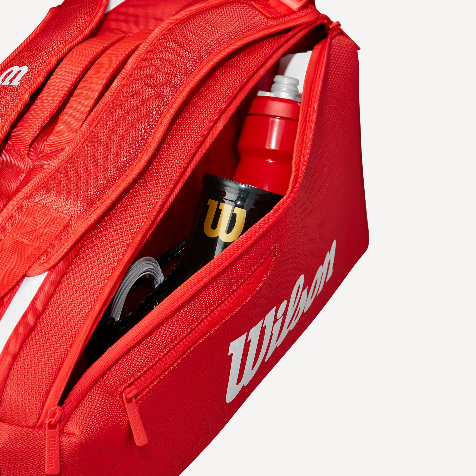 Wilson Super Tour Red 6 Racket Tennis Bag - Image 6