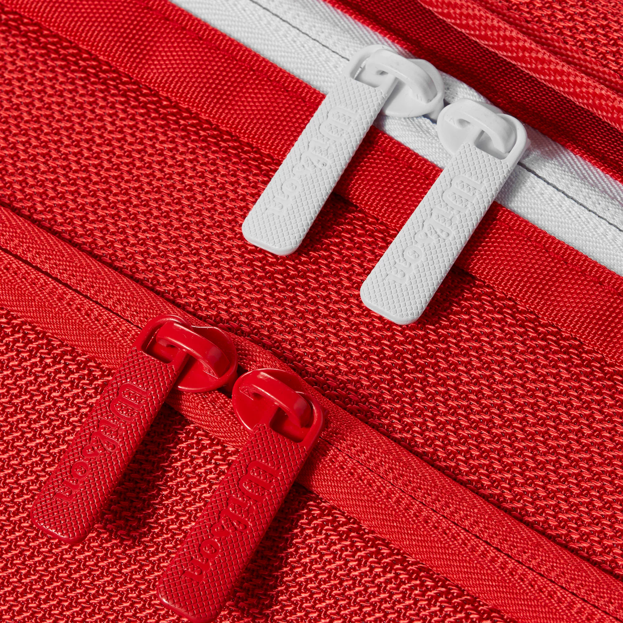 Wilson Super Tour Red 9 Racket Tennis Bag - Image 9