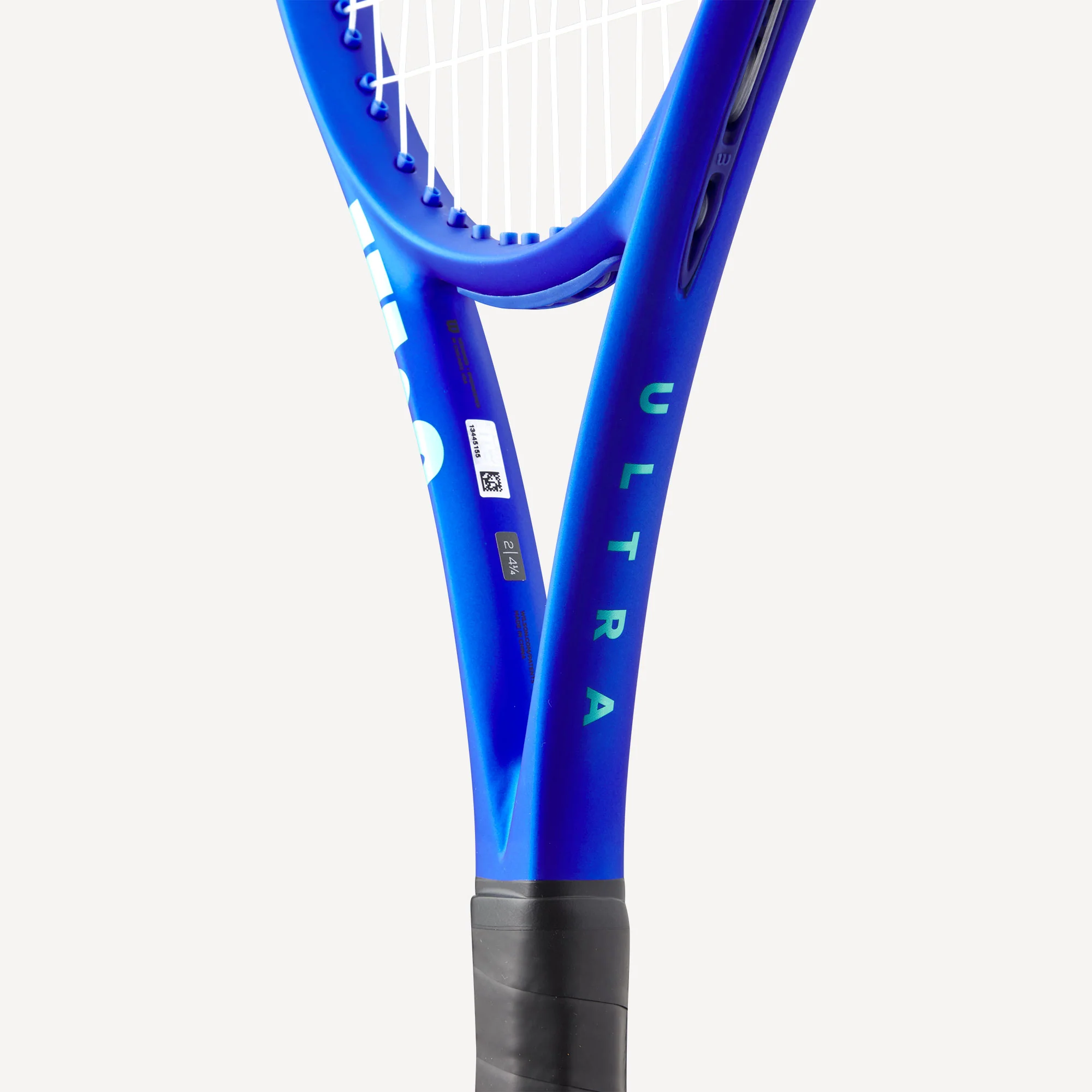 Wilson Ultra 100UL V5 Tennis Racket - Image 6